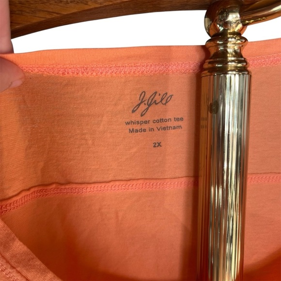 J. Jill Lot of Two Tees Vibrant Orange Whisper Cotton And Purple Rolled V-neck - Picture 4 of 16